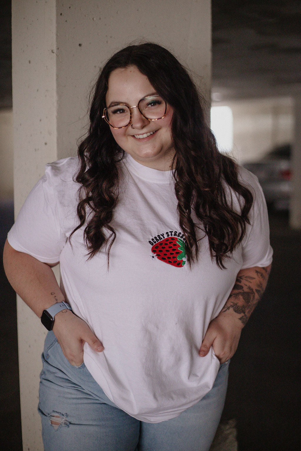 Berry Stressed Embroidered Tee ๐