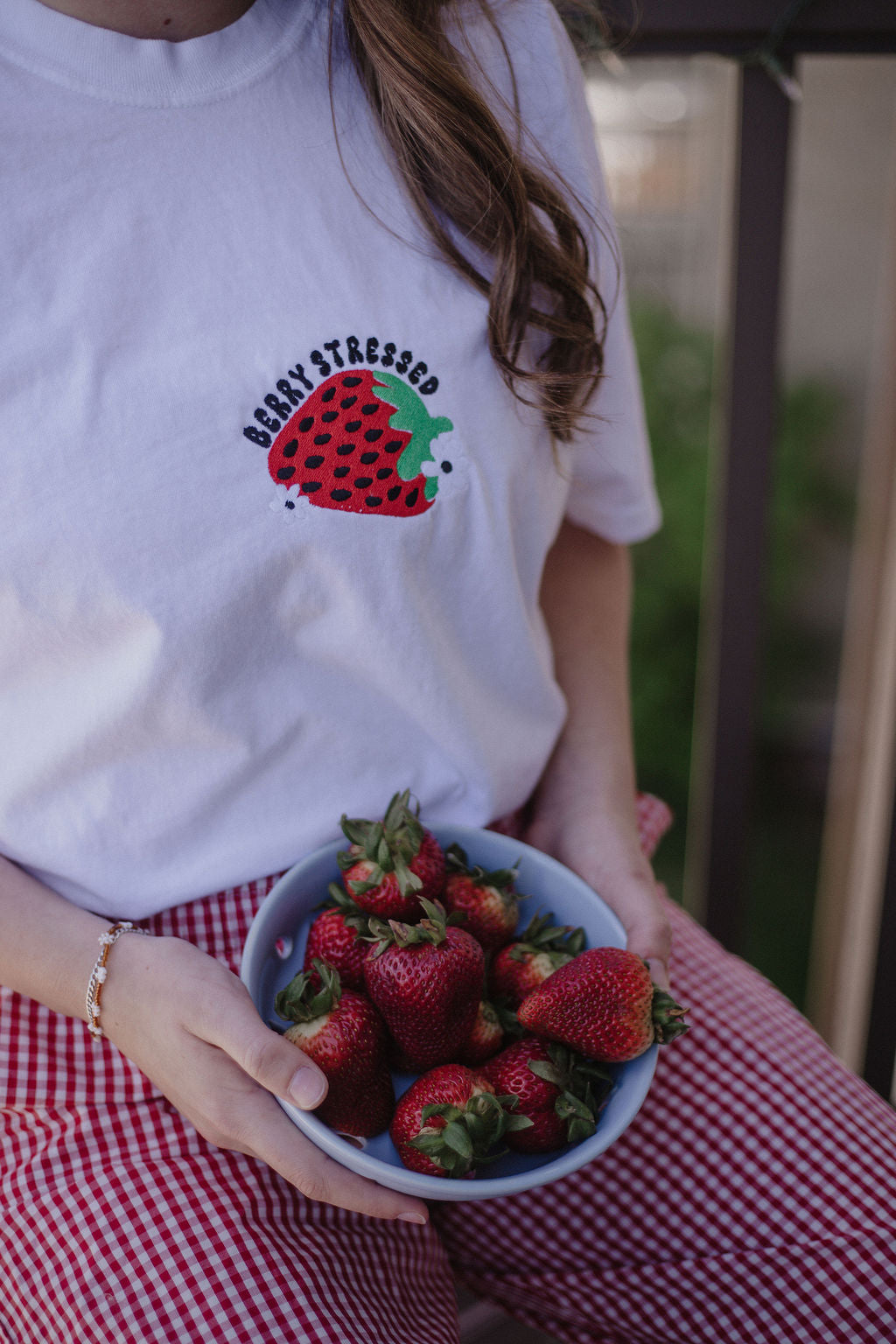 Berry Stressed Embroidered Tee ๐