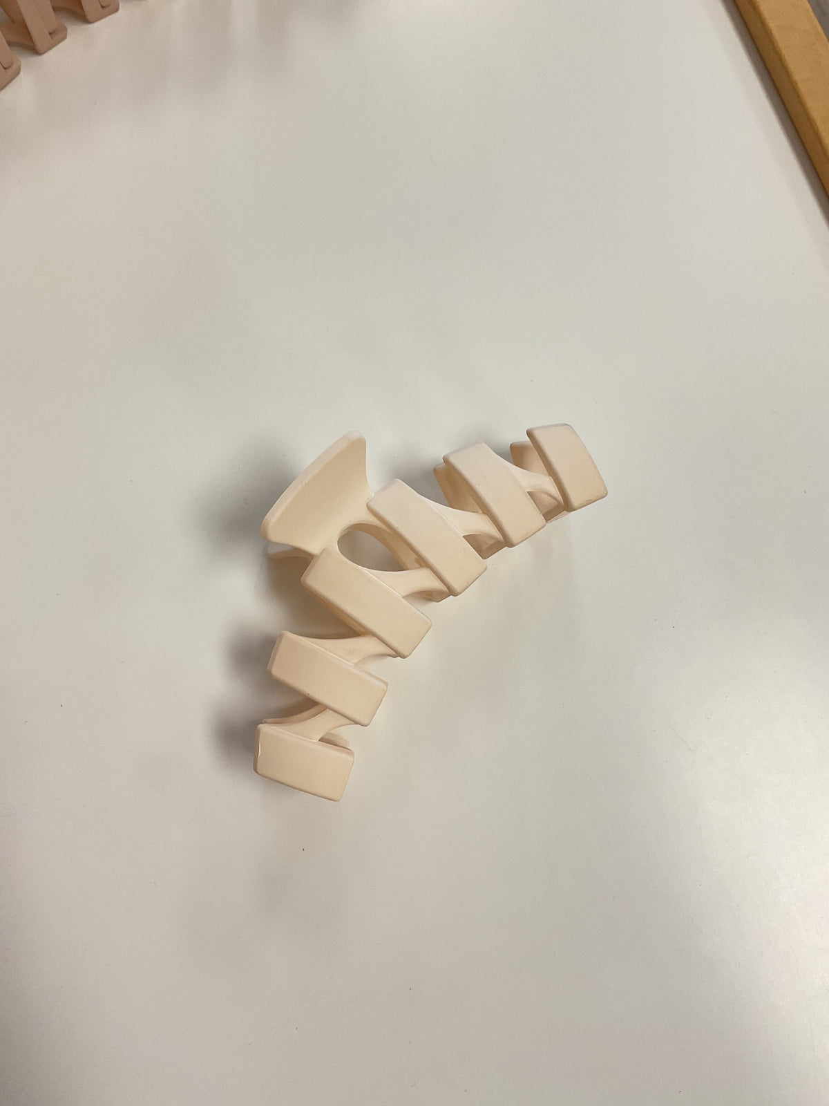 Criss Cross Hair Clip