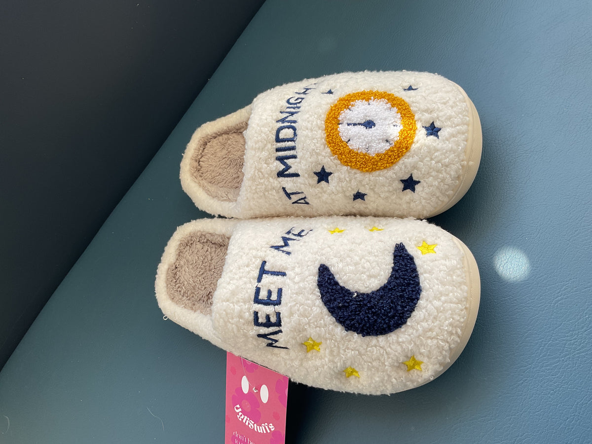 Midnight Slippers | Tufted Slippers