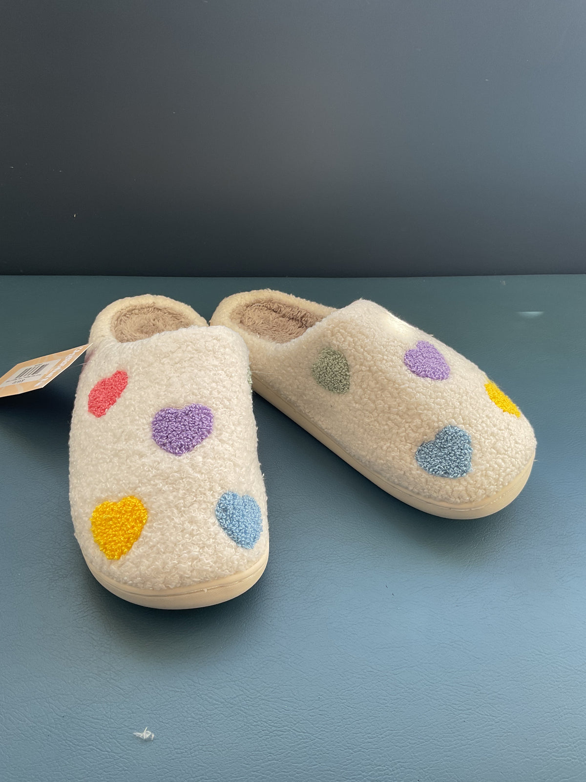 Sweet Heart Slippers | Tufted Slippers