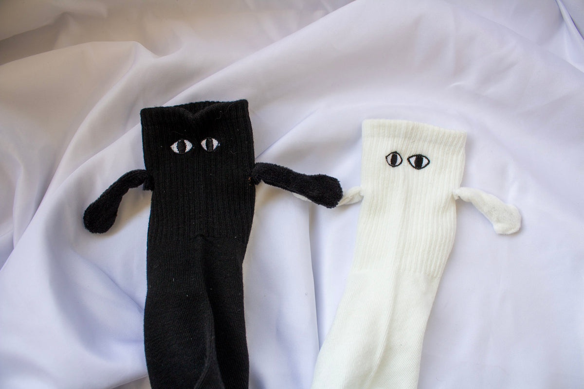 Holding Hands Socks