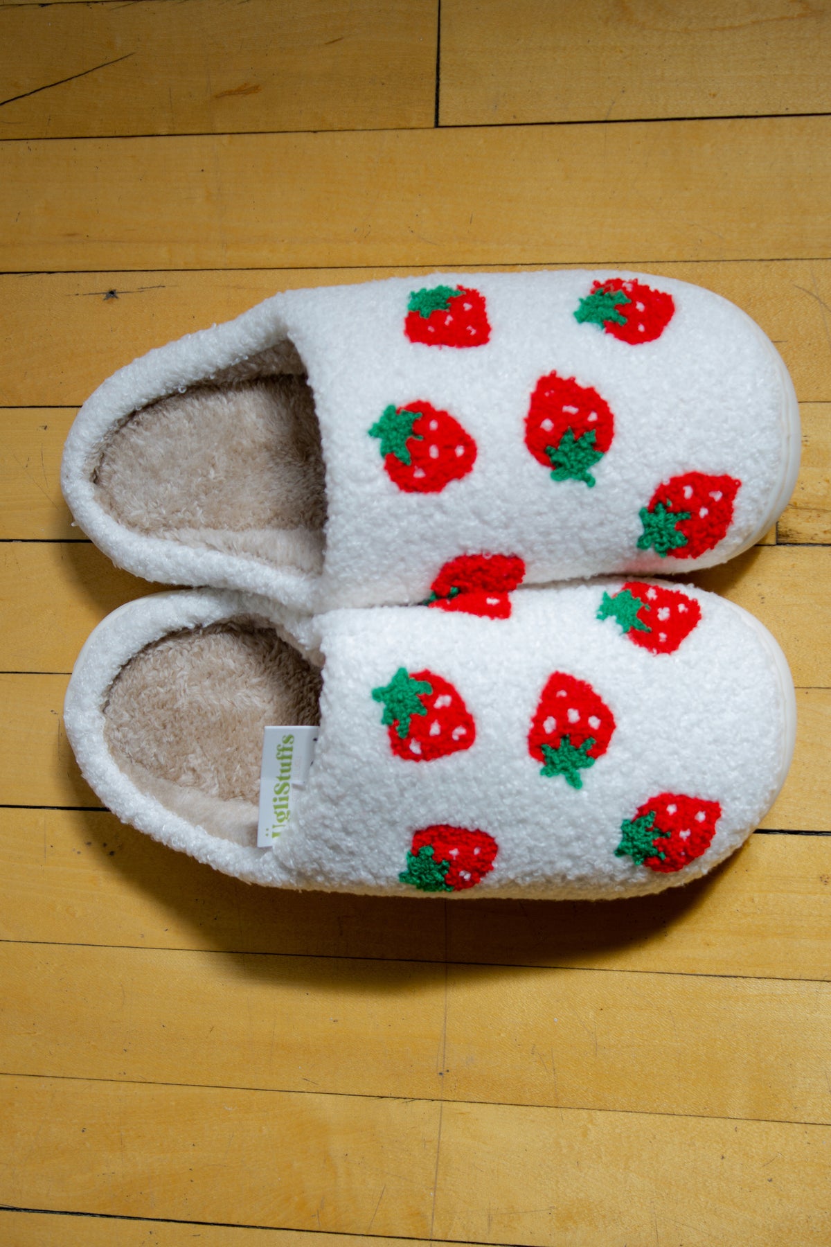 Strawberry Fields Slippers | Tufted Slippers
