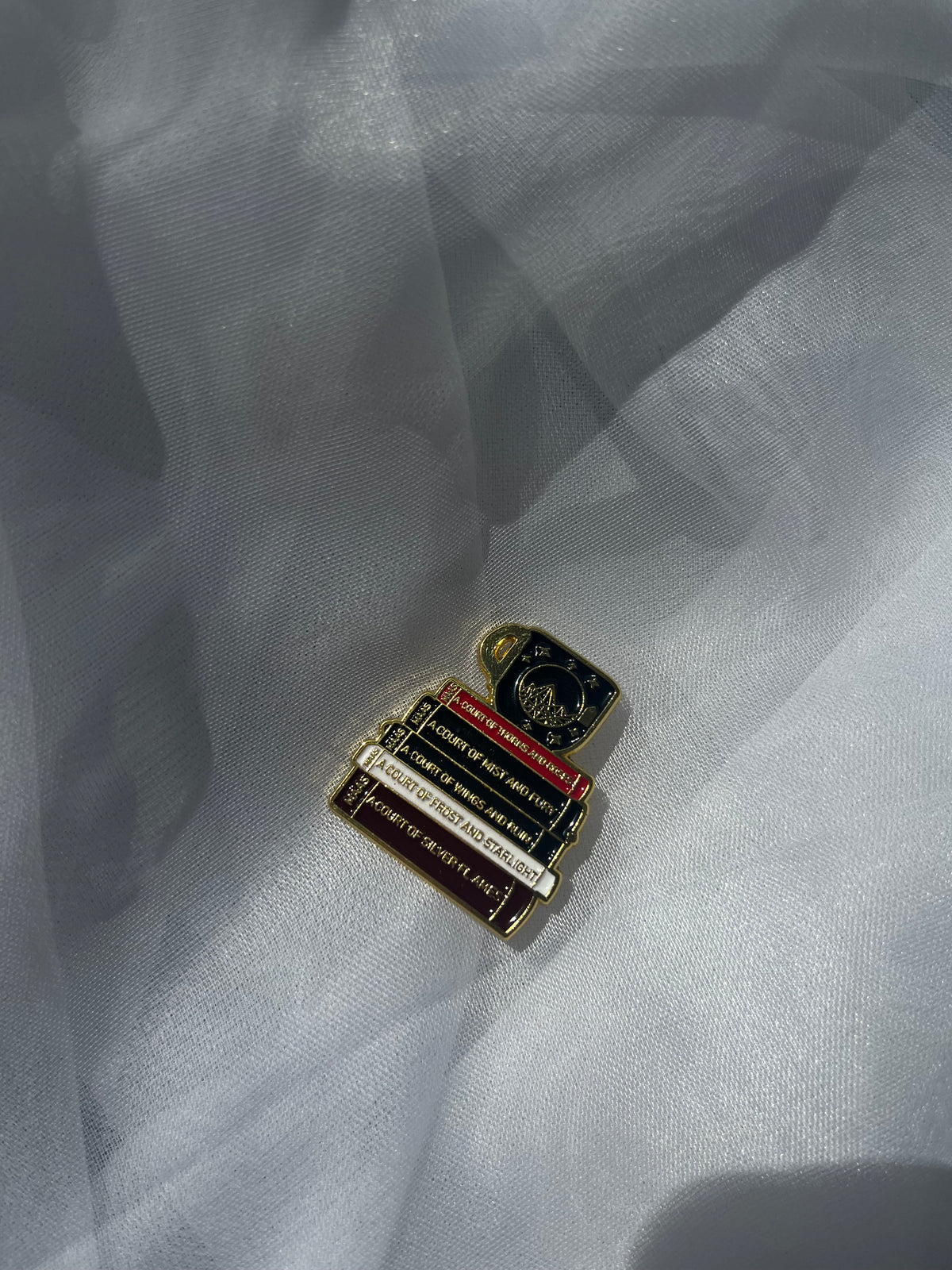 ACOTAR Neutral Book Stack Pin