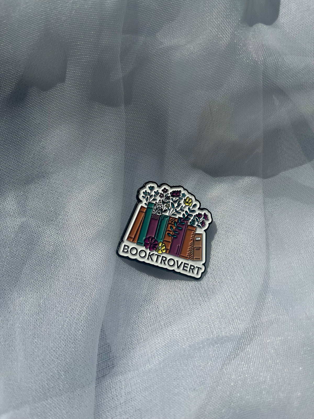 Booktrovert Pin