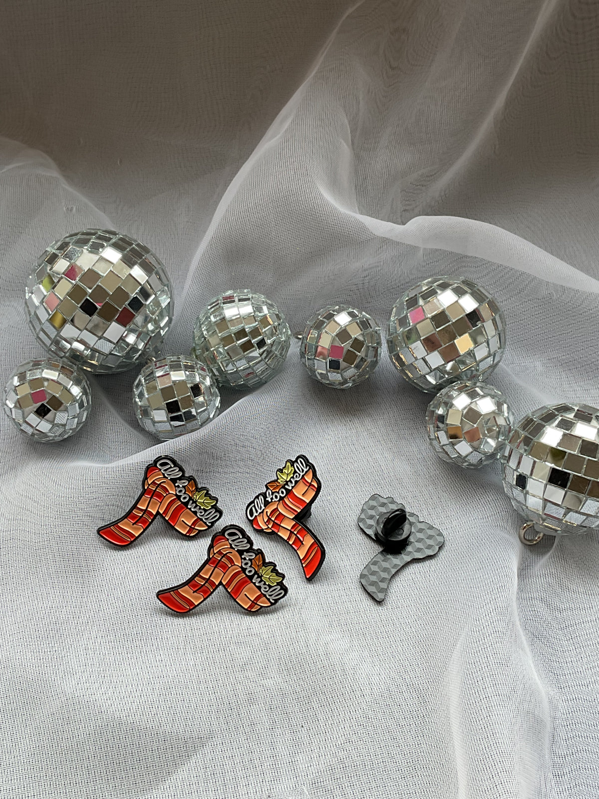 All Too Well Scarf - Swiftie Enamel Pin