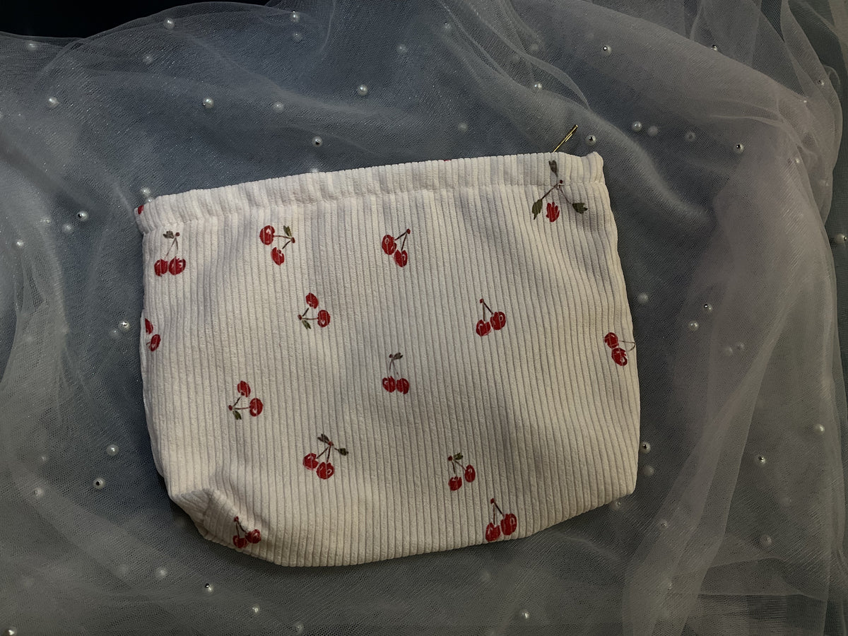 Cherry Pouch | Make-Up Bag