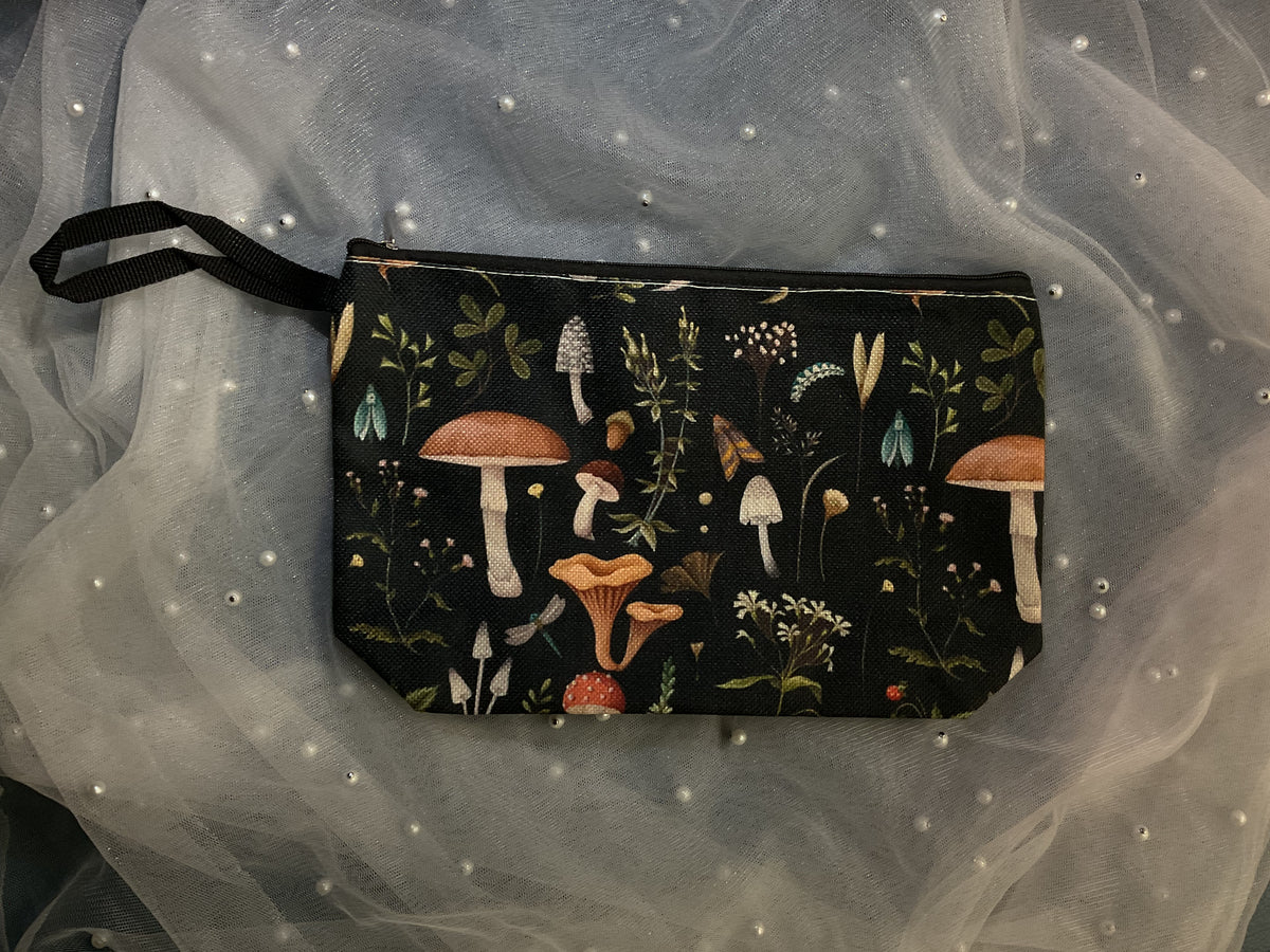 Mushroom Pouch | Make-Up Bag