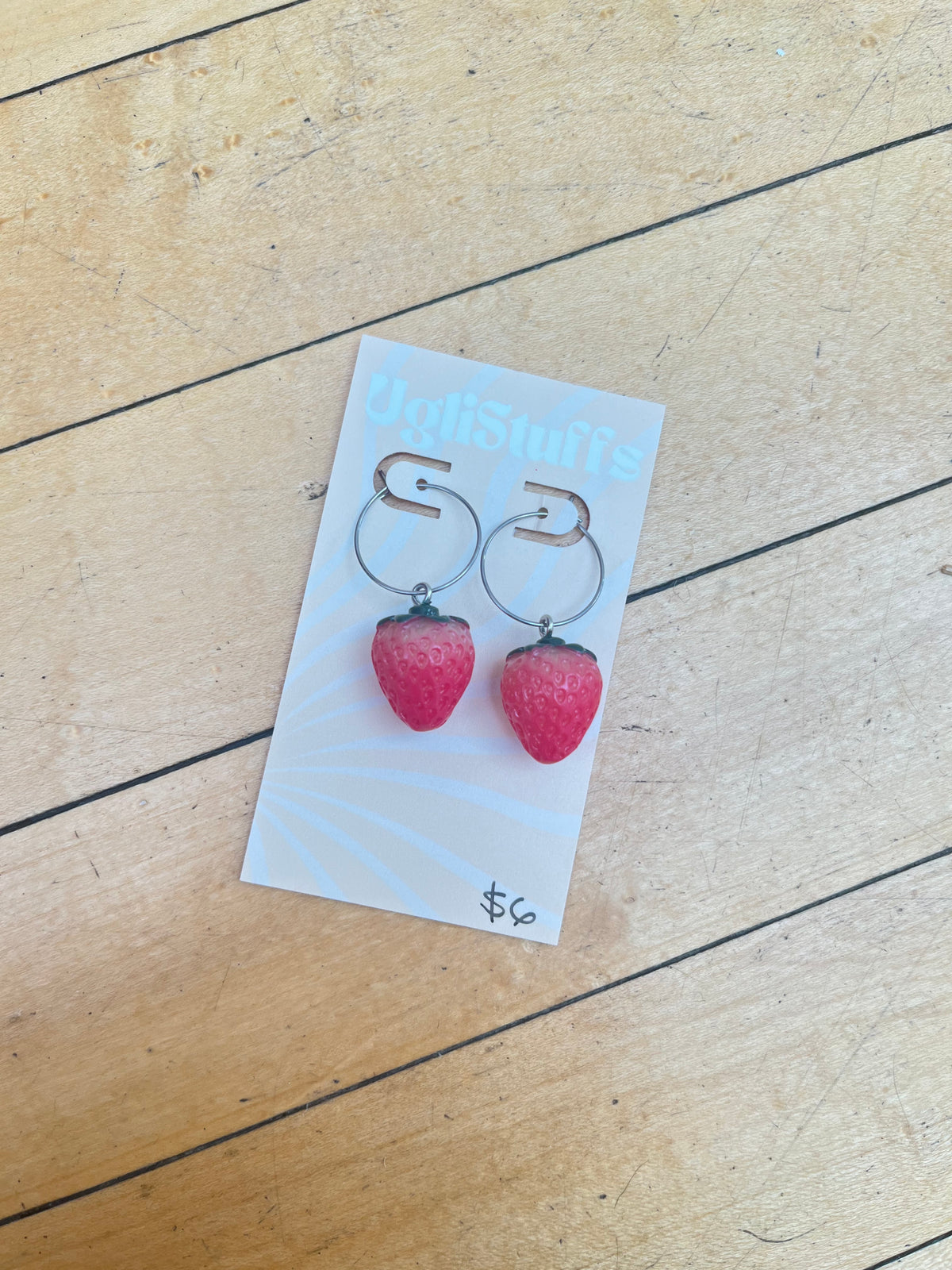 Berry Cute Strawberry Hoops