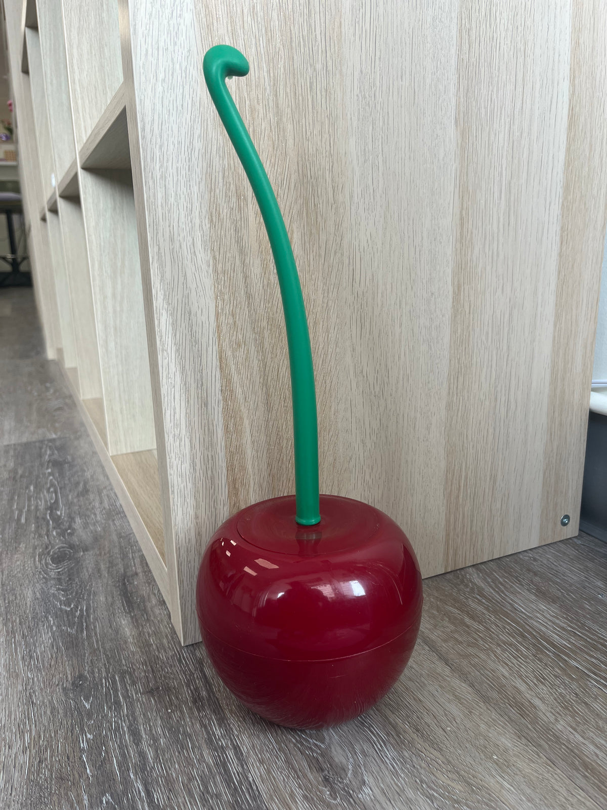 Pit-Stop Cherry Toilet Brush