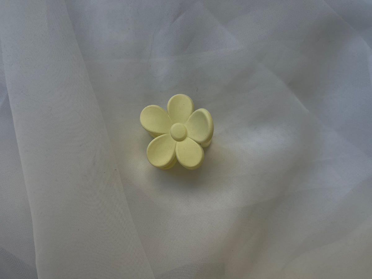 Flower Power Mini Claw Clips